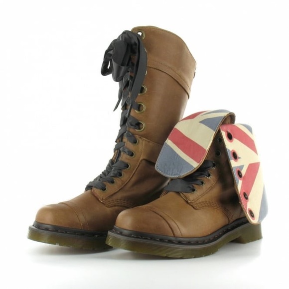 union jack dr martens womens
